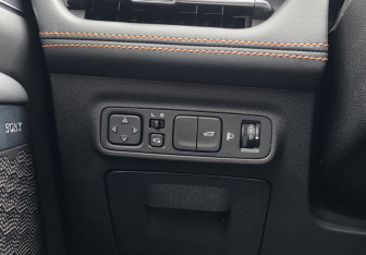 Подержанный автомобиль Changan UNI-K 2024 года (17 фото)