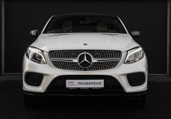 Подержанный автомобиль Mercedes-Benz GLE 2017 года (2 фото)