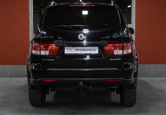 Подержанный автомобиль SsangYong Kyron 2012 года (6 фото)