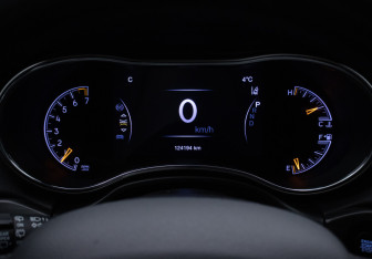 Подержанный автомобиль Jeep Grand Cherokee 2020 года (12 фото)