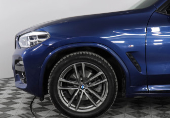 Подержанный автомобиль BMW X3 2020 года (8 фото)