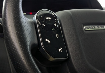 Подержанный автомобиль Land Rover Range Rover Velar 2020 года (20 фото)