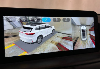 Подержанный автомобиль Exeed TXL 2023 года (17 фото)