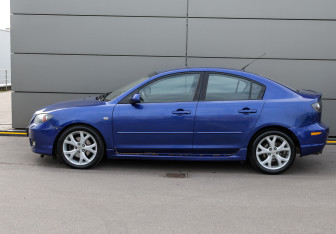 Подержанный автомобиль Mazda 3 Sedan 2008 года (8 фото)