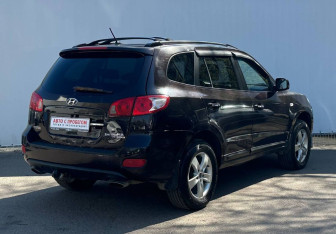 Подержанный автомобиль Hyundai Santa Fe 2007 года (5 фото)
