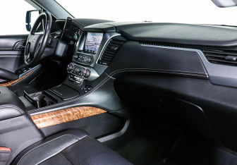 Подержанный автомобиль Chevrolet Tahoe 2015 года (7 фото)