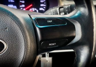 Подержанный автомобиль Kia Rio Hatchback 2021 года (26 фото)