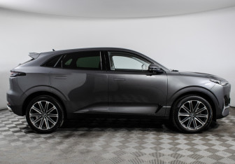 Подержанный автомобиль Changan UNI-K 2024 года (4 фото)