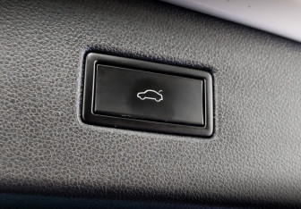 Подержанный автомобиль Volkswagen Tiguan 2019 года (25 фото)