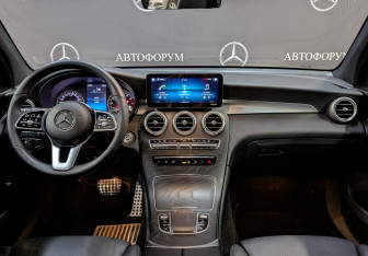 Подержанный автомобиль Mercedes-Benz GLC Coupe 2021 года (14 фото)