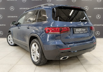 Подержанный автомобиль Mercedes-Benz GLB 2021 года (7 фото)