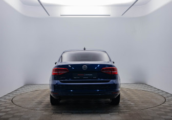 Подержанный автомобиль Volkswagen Jetta Sedan 2015 года (6 фото)