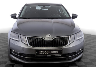 Подержанный автомобиль Skoda Octavia Liftback 2019 года (2 фото)