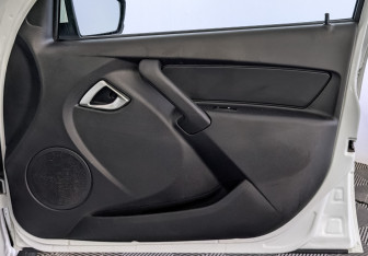 Подержанный автомобиль LADA (ВАЗ) Granta Sedan 2023 года (25 фото)