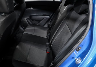 Подержанный автомобиль Kia Rio Hatchback 2021 года (10 фото)