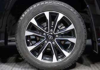 Подержанный автомобиль Lexus LX 2020 года (27 фото)