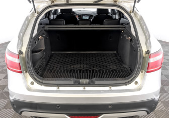 Подержанный автомобиль LADA (ВАЗ) Vesta Wagon 2019 года (10 фото)