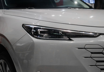 Подержанный автомобиль Changan UNI-K 2023 года (30 фото)