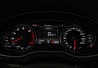 Подержанный автомобиль Audi Q5 2019 года (11 фото)
