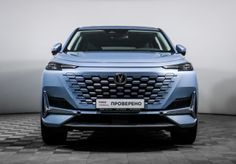 Подержанный автомобиль Changan UNI-K 2023 года (2 фото)