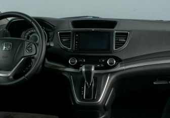 Подержанный автомобиль Honda CR-V 2018 года (7 фото)
