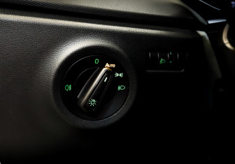 Подержанный автомобиль Skoda Rapid Liftback 2021 года (24 фото)