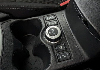 Подержанный автомобиль Nissan X-Trail 2019 года (15 фото)