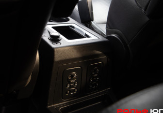 Подержанный автомобиль Land Rover Freelander 2008 года (16 фото)