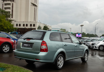 Подержанный автомобиль Chevrolet Lacetti Wagon 2007 года (4 фото)