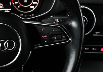 Подержанный автомобиль Audi TT Coupe 2015 года (27 фото)