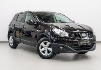 Подержанный автомобиль Nissan Qashqai 2011 года (3 фото)