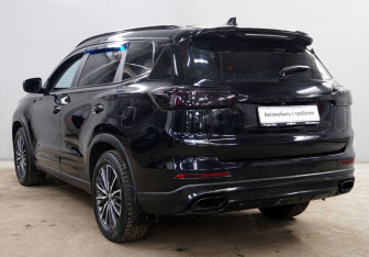 Подержанный автомобиль Chery Tiggo 8 Pro 2022 года (7 фото)