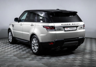 Подержанный автомобиль Land Rover Range Rover Sport 2013 года (7 фото)