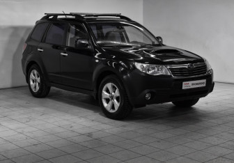 Подержанный автомобиль Subaru Forester Suv 2008 года (3 фото)