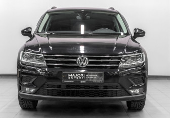 Подержанный автомобиль Volkswagen Tiguan 2019 года (2 фото)