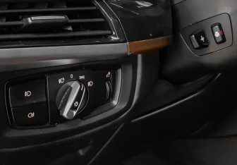 Подержанный автомобиль BMW X5 2014 года (19 фото)