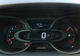 Подержанный автомобиль Renault Kaptur 2018 года (11 фото)