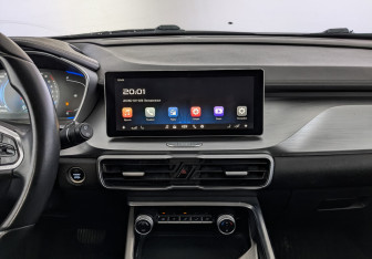 Подержанный автомобиль Geely Coolray 2022 года (16 фото)