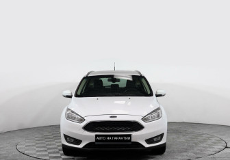 Подержанный автомобиль Ford Focus Wagon 2017 года (2 фото)