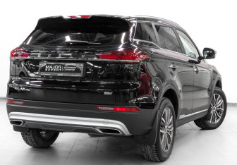 Подержанный автомобиль Geely Atlas Pro 2024 года (5 фото)