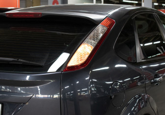 Подержанный автомобиль Ford Focus Hatchback 2010 года (21 фото)