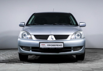 Подержанный автомобиль Mitsubishi Lancer Sedan 2007 года (2 фото)