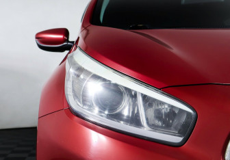 Подержанный автомобиль Kia Ceed Wagon 2013 года (7 фото)