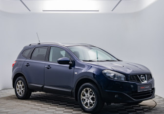 Подержанный автомобиль Nissan Qashqai+2 2012 года (7 фото)