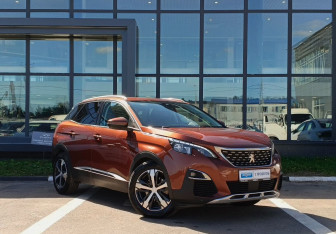 Подержанный автомобиль Peugeot 3008 2018 года (3 фото)