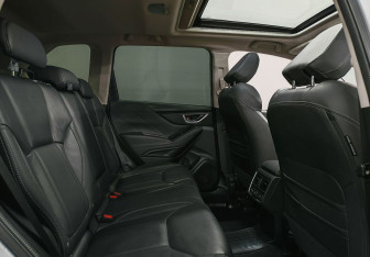 Подержанный автомобиль Subaru Forester Suv 2021 года (14 фото)