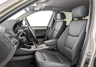 Подержанный автомобиль BMW X3 2013 года (20 фото)