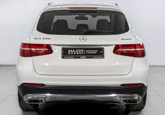 Подержанный автомобиль Mercedes-Benz GLC Coupe 2017 года (6 фото)