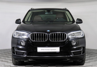 Подержанный автомобиль BMW X5 2017 года (3 фото)