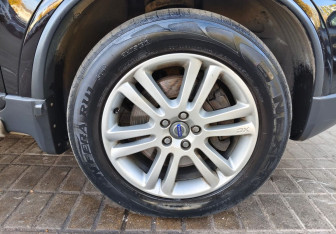 Подержанный автомобиль Volvo XC90 2011 года (13 фото)